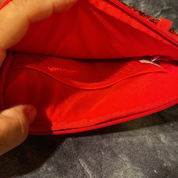 Disney Parks Original Minnie Mouse Polka Dot Sequin Tablet/iPad Bag Case Purse - Picture 5 of 7